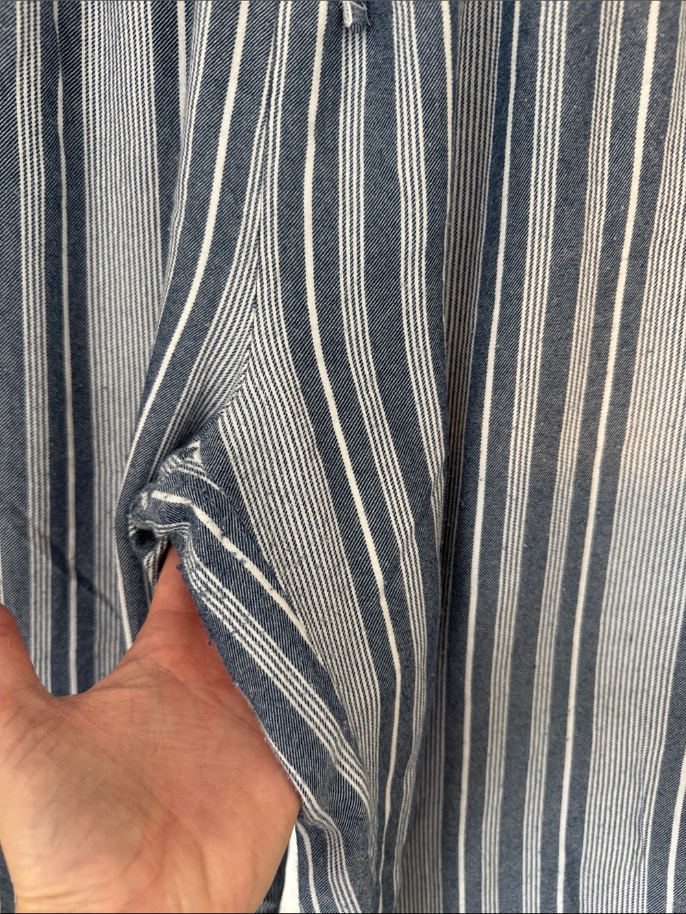 AE Flowy Striped Drawstring Pants - Picture 4 of 10